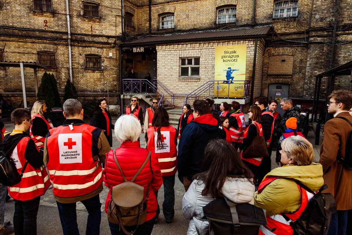 Susidomėjimas: susitikimų metu dalyviai užduoda daug įvairių klausimų apie pasiruošimą pavojams.
