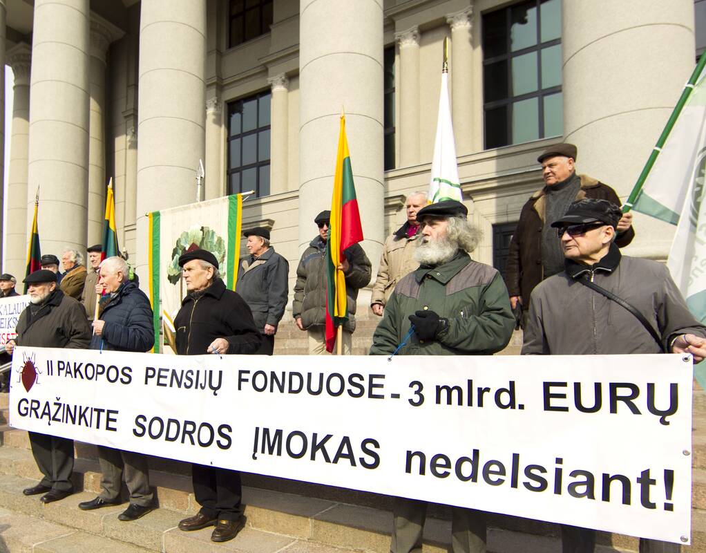 Galimybė: nuo šių metų sausio įsigaliojus pensijų kaupimo reformai, dalis žmonių jau pasinaudojo įstatyme numatytomis lankstesnėmis galimybėmis tvarkyti sukauptą pensijų turtą.