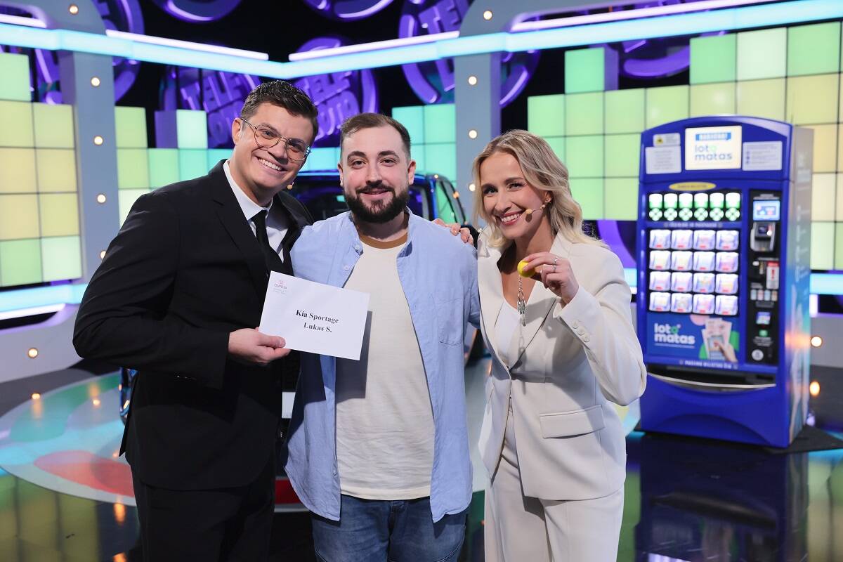 Kol Lukas skynė laimėjimus „Teleloto“ studijoje, jo bilietas namuose laimėjo „Kia Sportage“