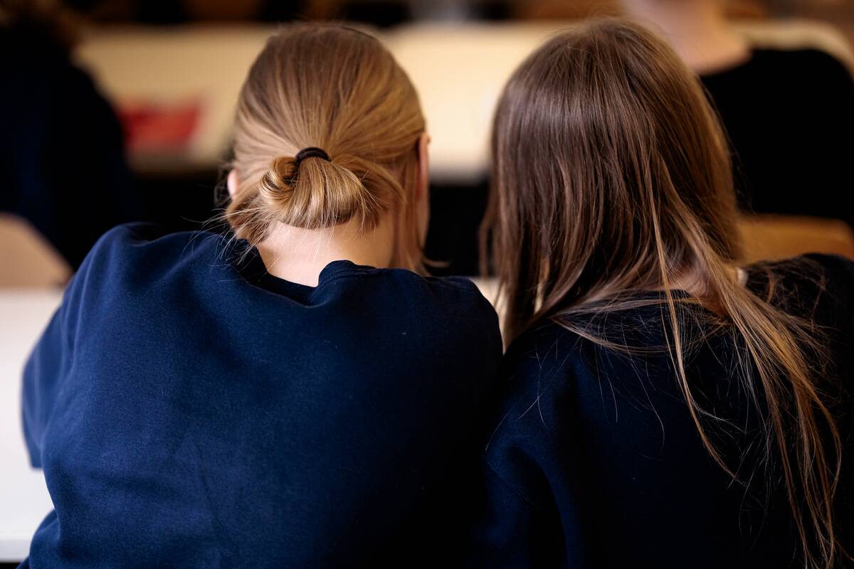 
<span>Siūlo svarstyti galimybę vėlinti pamokų pradžią kai kuriems mokiniams</span>
