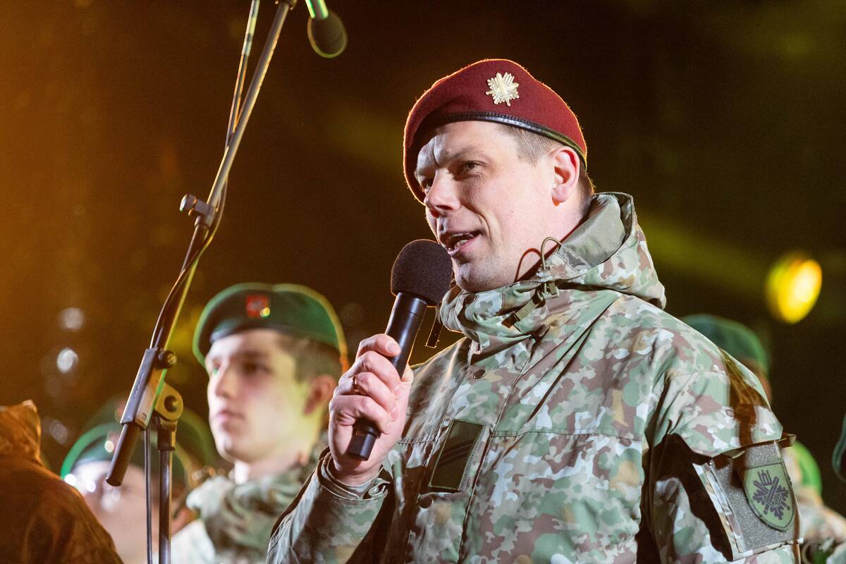 Nepriklausomybės laužai ant istorinio Stalo kalno Vilniuje