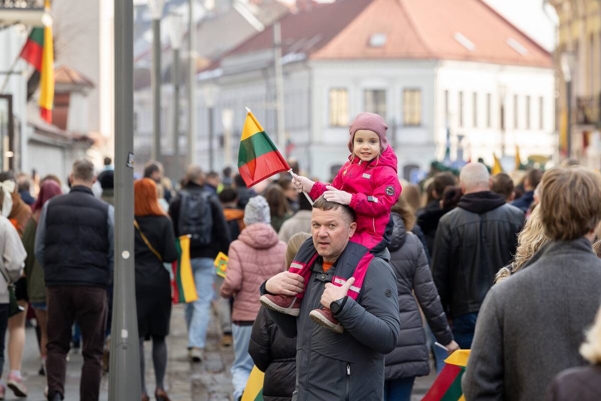 Moksleivių Kovo 11-osios eisena