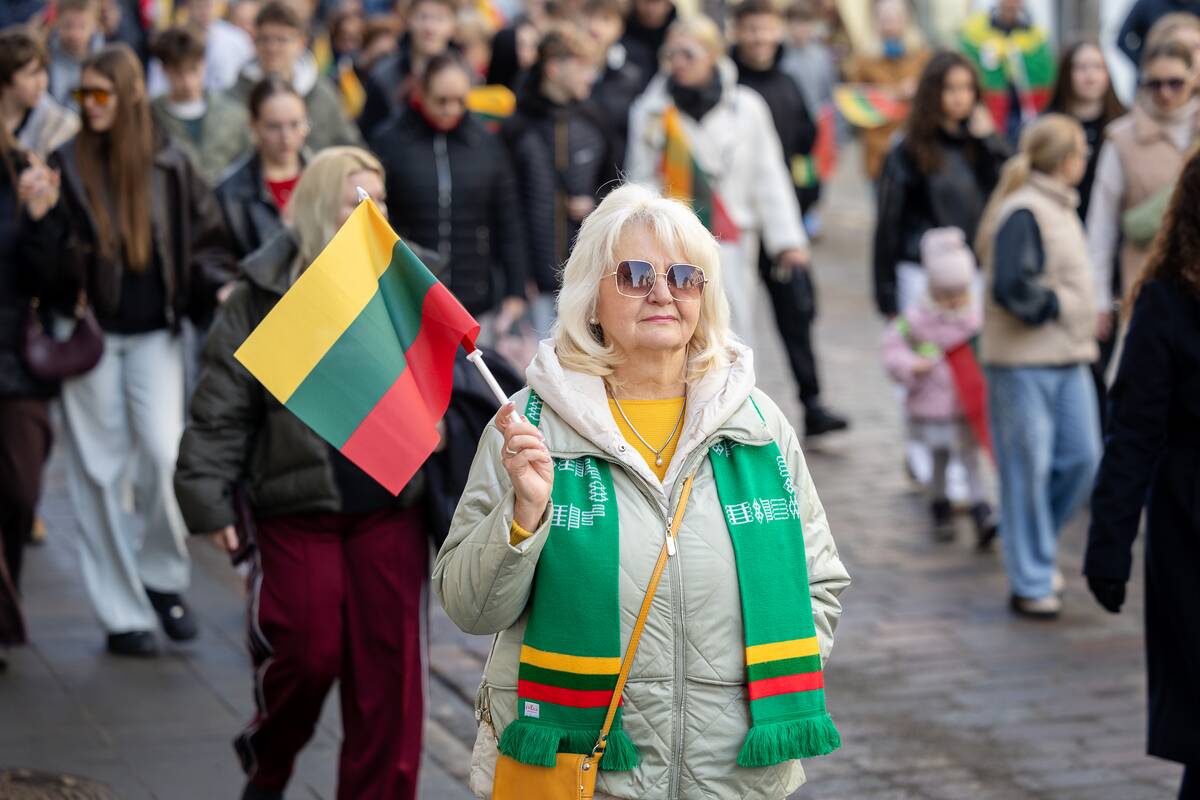 Moksleivių Kovo 11-osios eisena