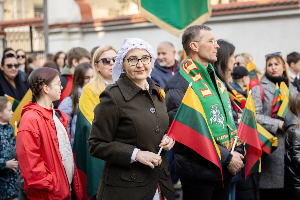 Moksleivių Kovo 11-osios eisena