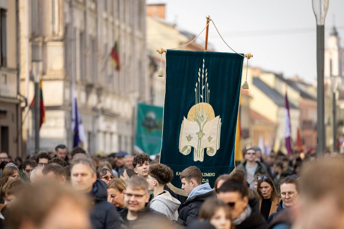 Moksleivių Kovo 11-osios eisena