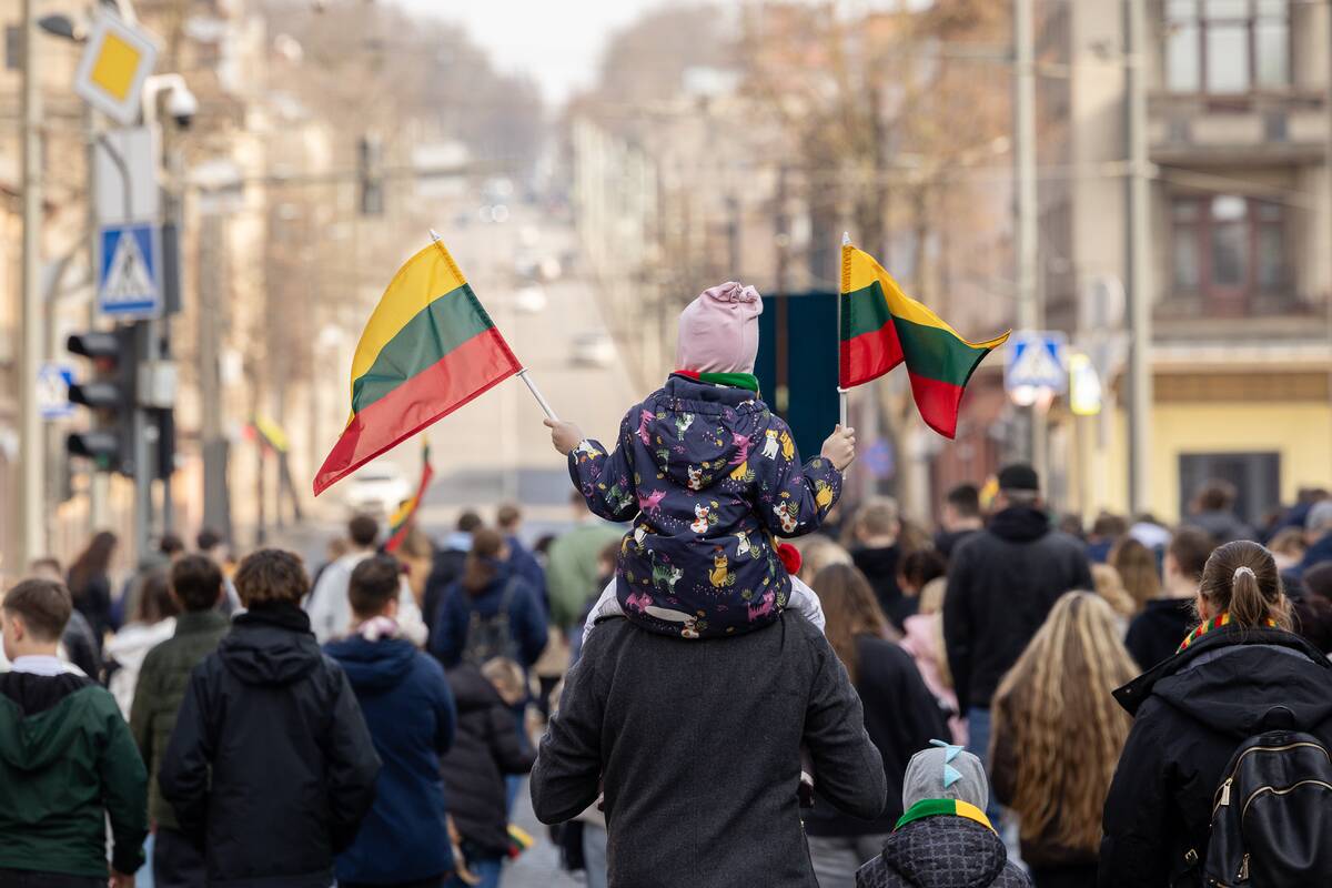 Moksleivių Kovo 11-osios eisena