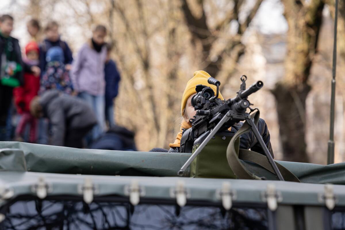 Karinės technikos paroda Kaune