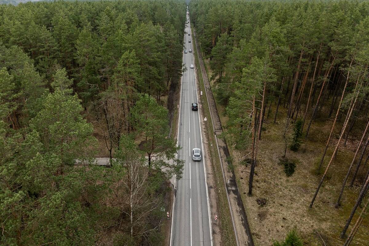 
<span>Dalyje rajoninių kelių įvedami ribojimai šioms transporto priemonėms</span>
