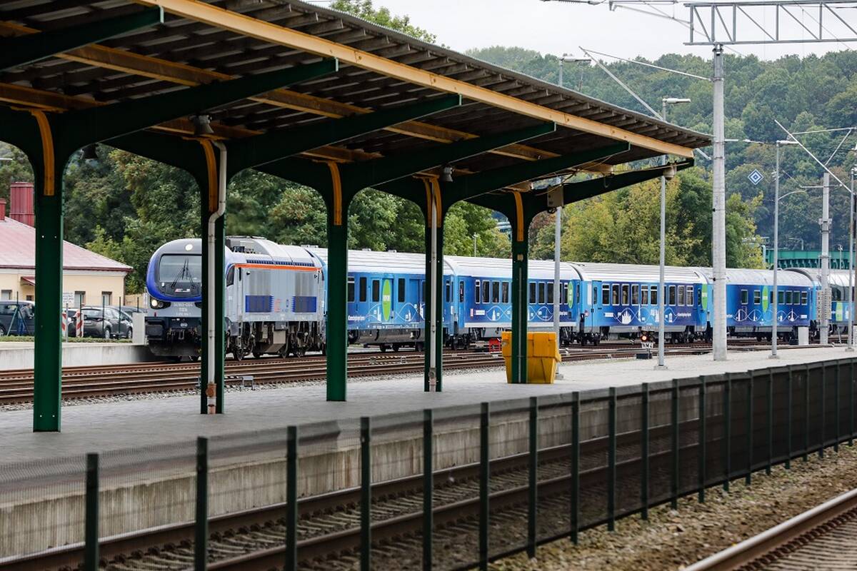 
<span>Traukinių reisuose tarp Vilniaus ir Turmanto bei Kauno ir Kybartų – pigesni bilietai</span>
