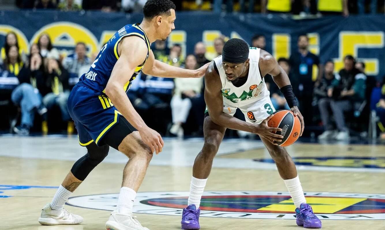 
<span>Komandiškai žaidę kauniečiai patiesė ir Eurolygos čempionus</span>
