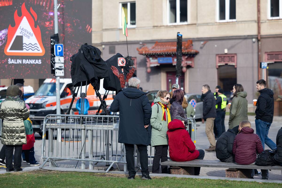 Prie Seimo protestas „Šalin rankas nuo laisvo žodžio!“
