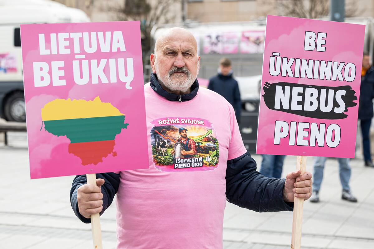 Pieno gamintojų protesto akcija Vilniuje