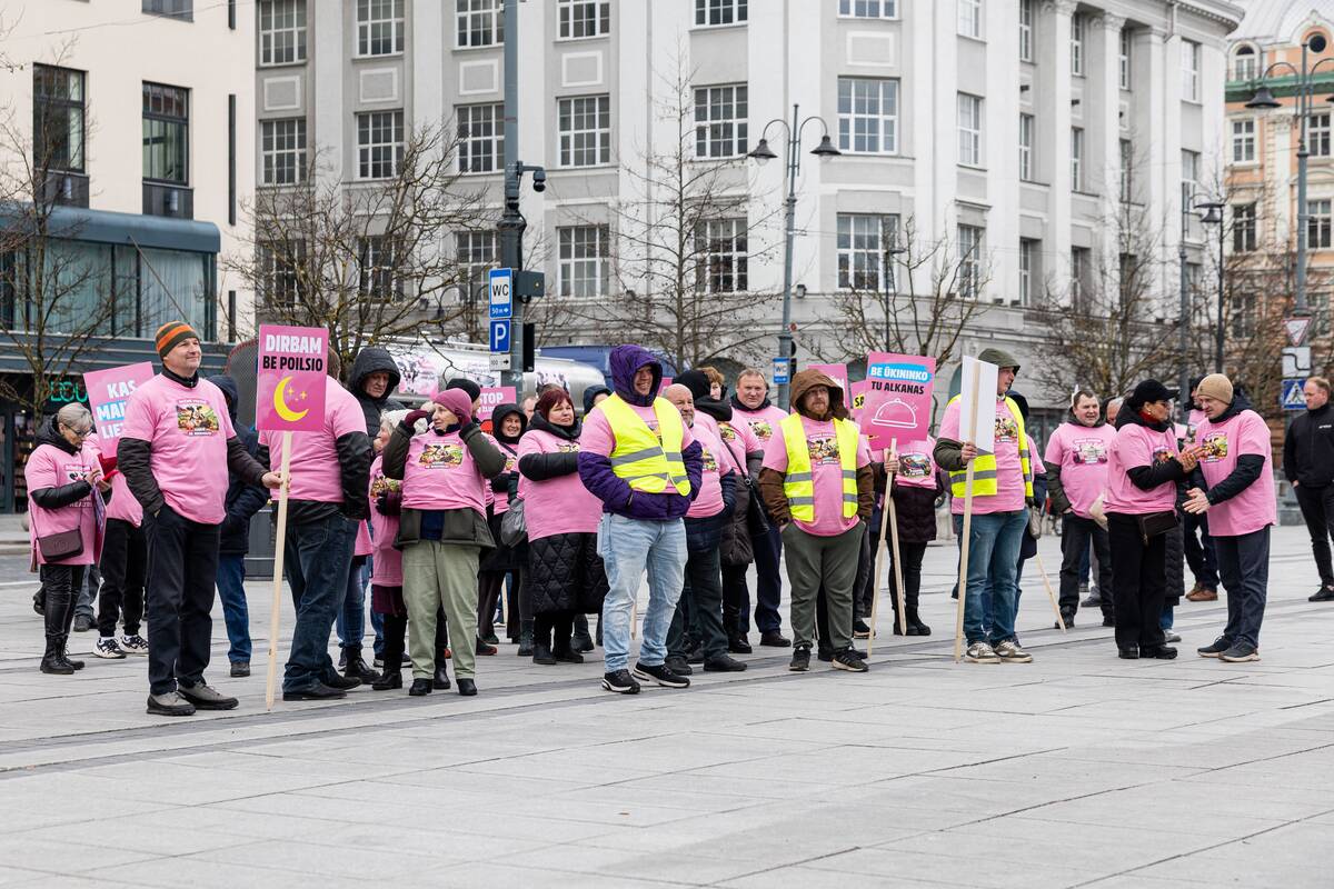Pieno gamintojų protesto akcija Vilniuje