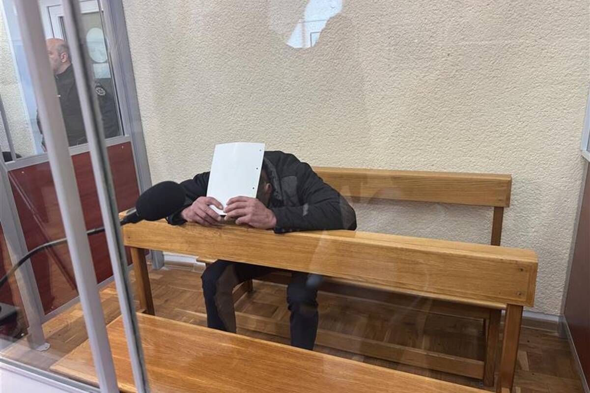 Paramediko nužudymas: į teismą atvestas antrasis įtariamasis
