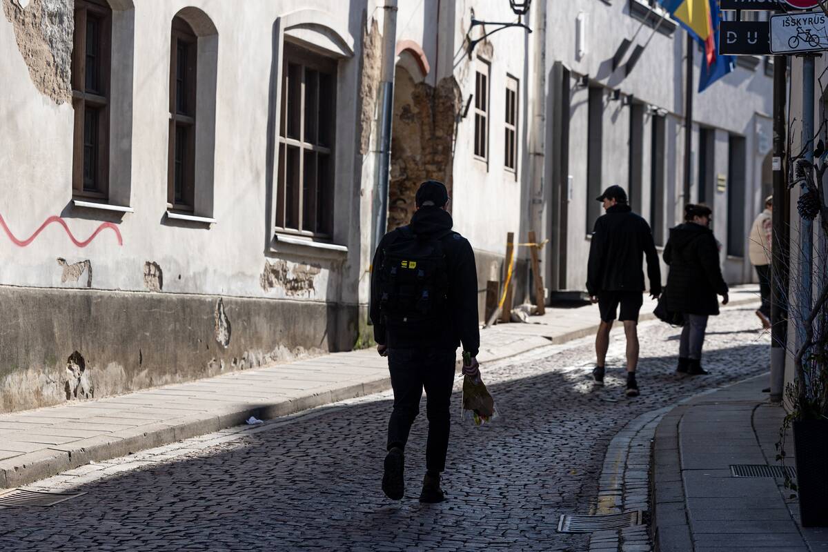 
<span>Apklausa: kas šeštas gyventojas mano, kad reikalai Lietuvoje krypsta į blogąją pusę</span>
