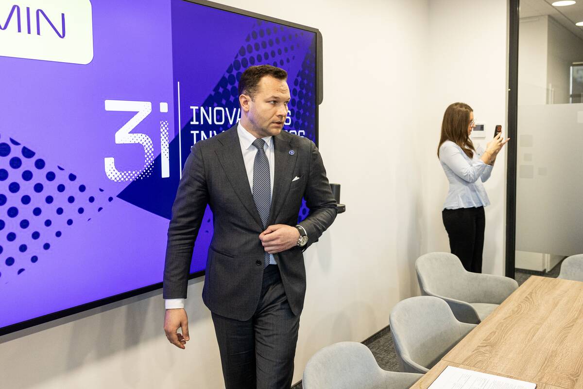 Pasirašymas dėl greitesnių sprendimų, skirtų oro erdvės grėsmėms neutralizuoti