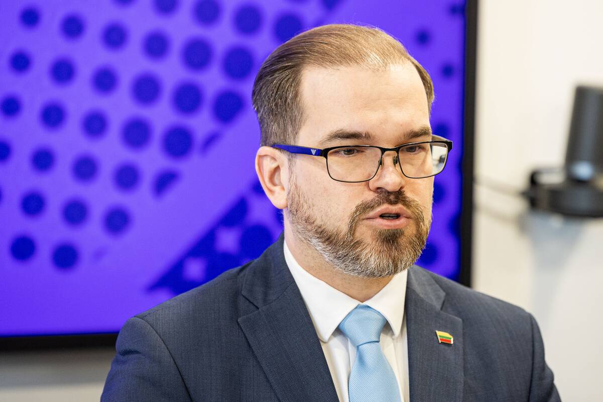 Pasirašymas dėl greitesnių sprendimų, skirtų oro erdvės grėsmėms neutralizuoti
