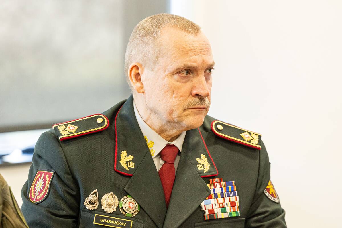 Pasirašymas dėl greitesnių sprendimų, skirtų oro erdvės grėsmėms neutralizuoti
