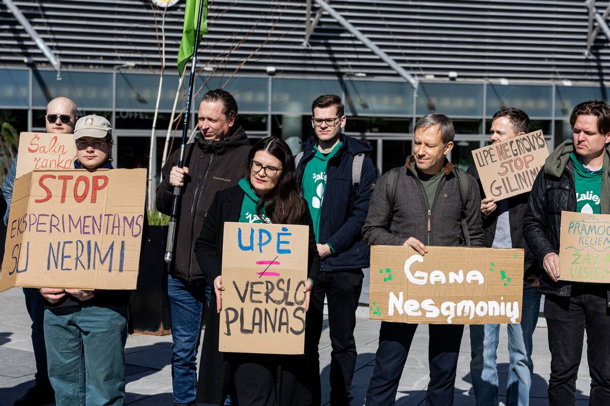 Vilniuje – protestas prieš Neries vagos tvarkymo darbus