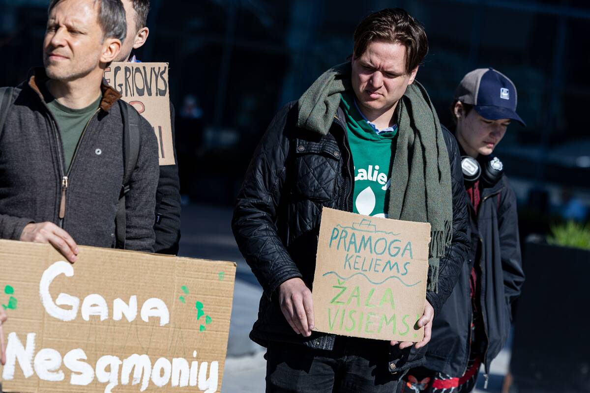 Vilniuje – protestas prieš Neries vagos tvarkymo darbus