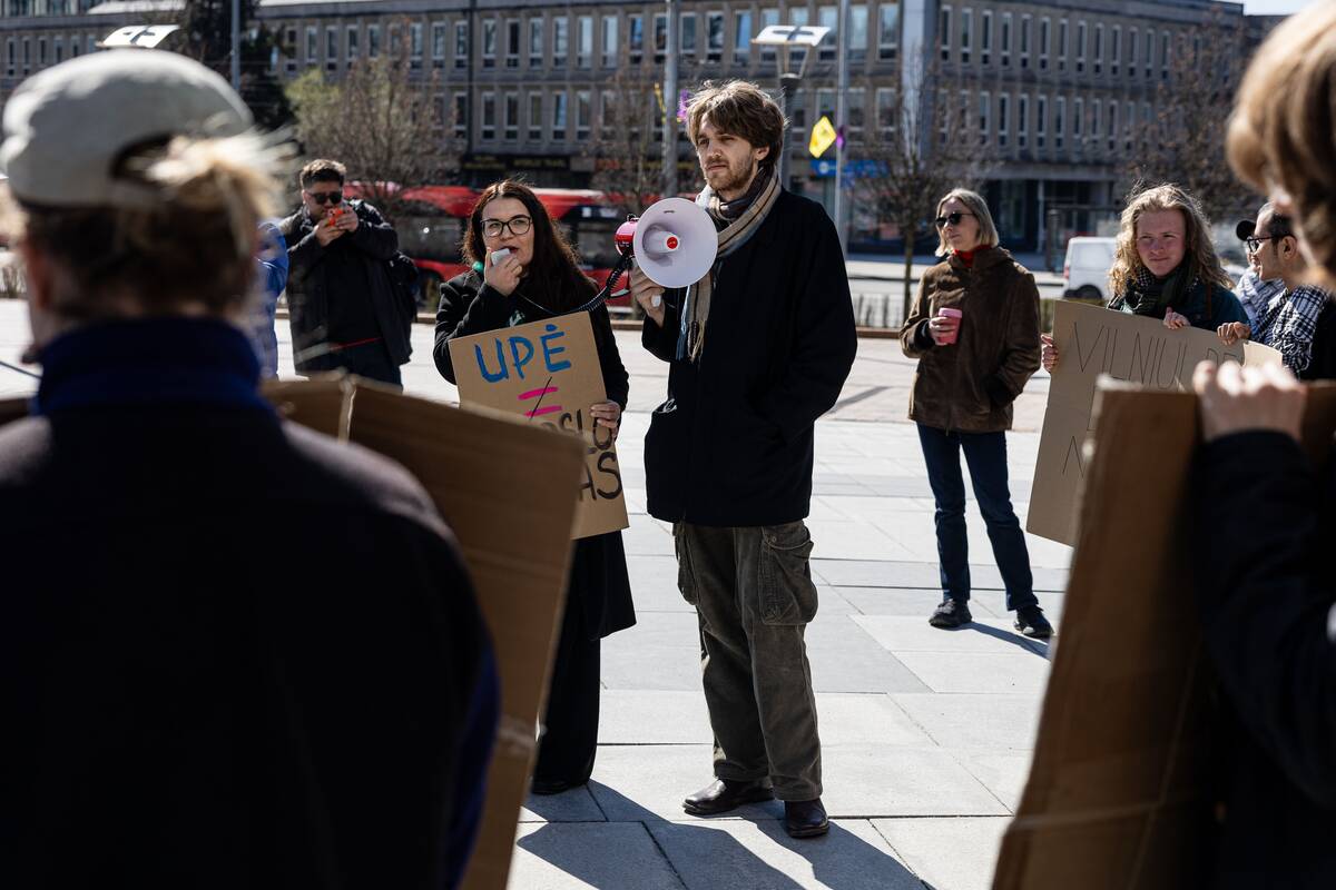 Vilniuje – protestas prieš Neries vagos tvarkymo darbus