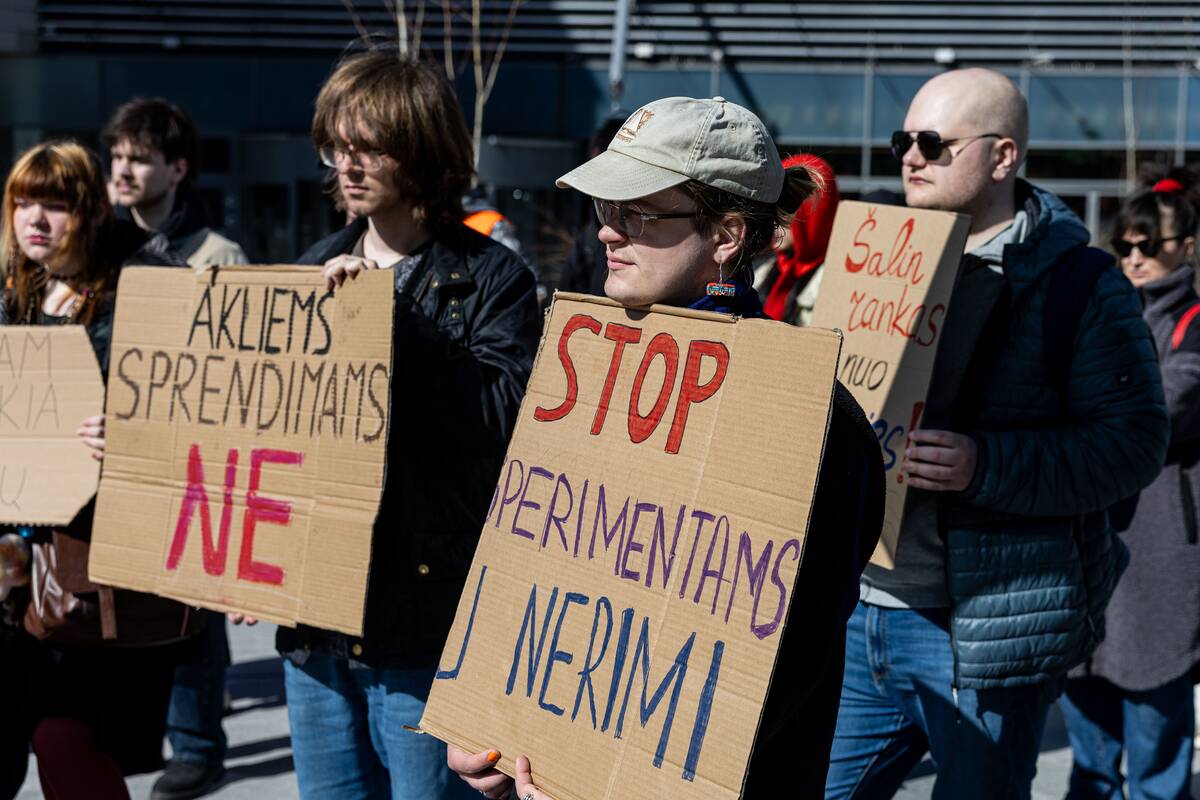 Vilniuje – protestas prieš Neries vagos tvarkymo darbus