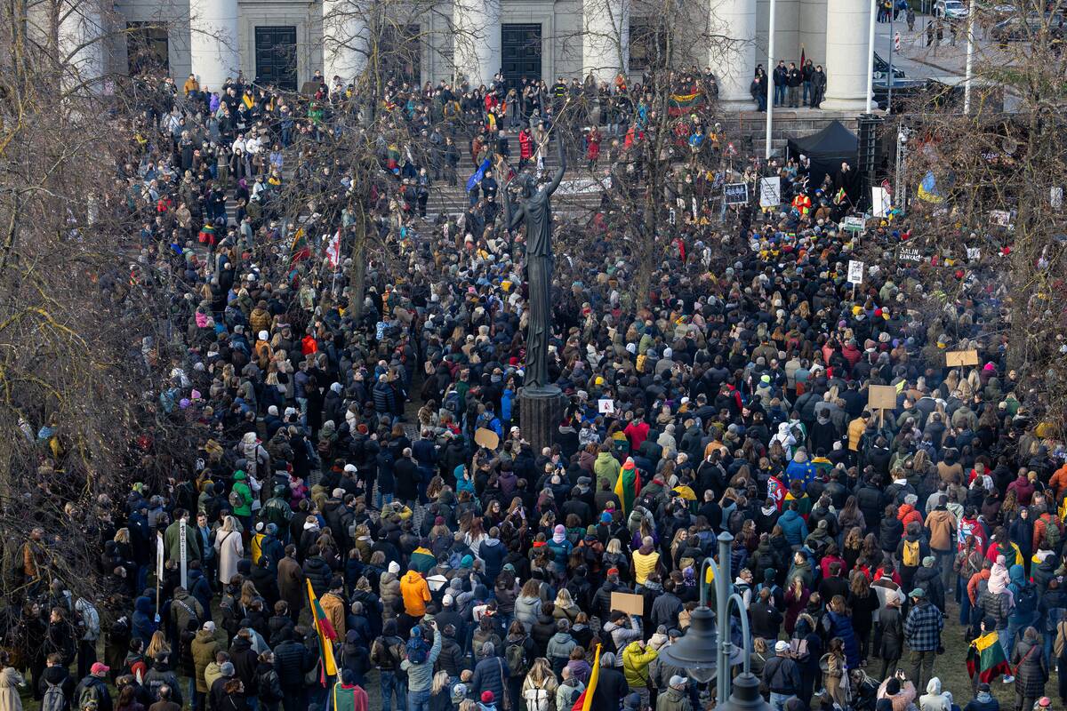 Prie Seimo protestas „Šalin rankas nuo laisvo žodžio!“