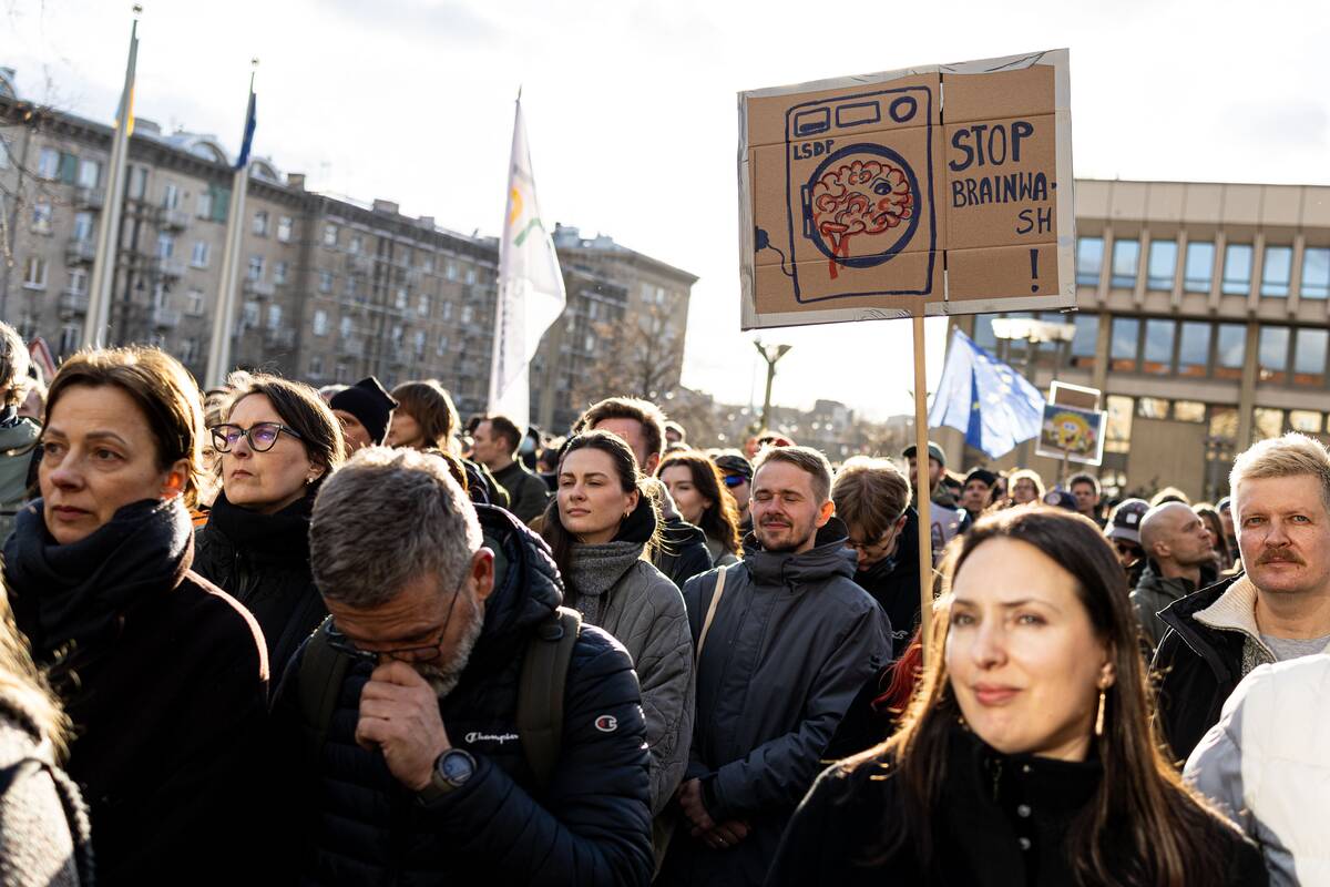 Prie Seimo protestas „Šalin rankas nuo laisvo žodžio!“
