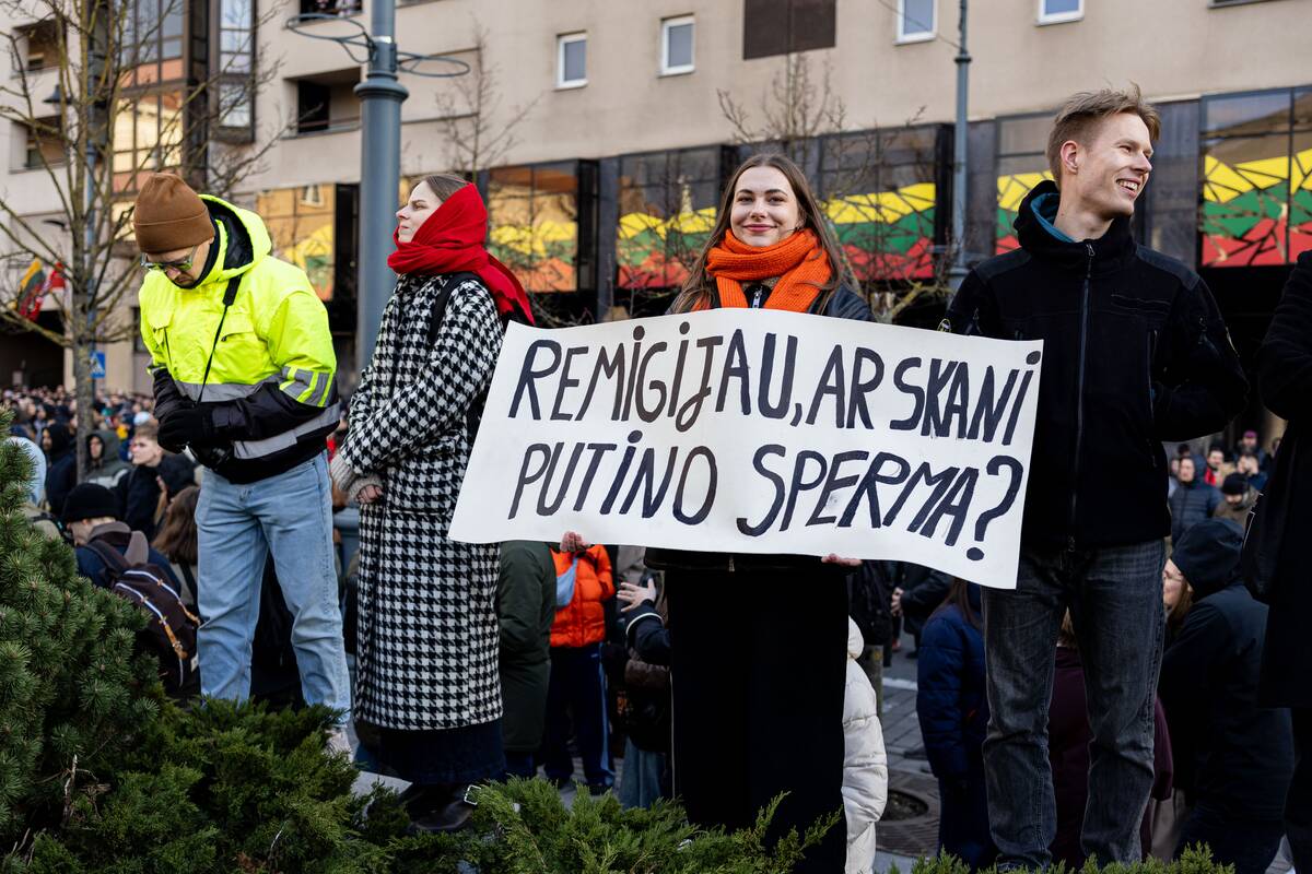 Prie Seimo protestas „Šalin rankas nuo laisvo žodžio!“