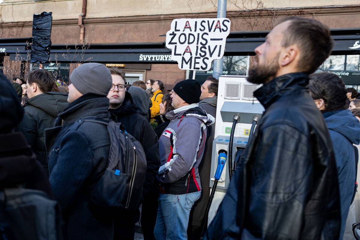 Prie Seimo protestas „Šalin rankas nuo laisvo žodžio!“
