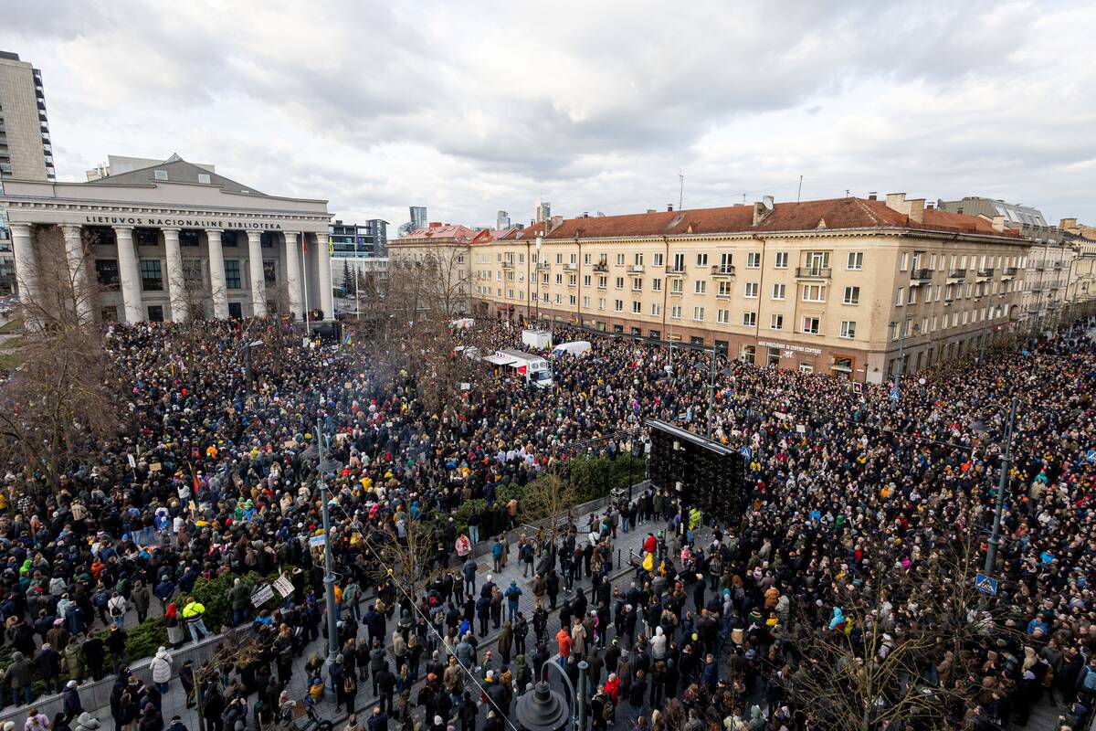 Prie Seimo protestas „Šalin rankas nuo laisvo žodžio!“