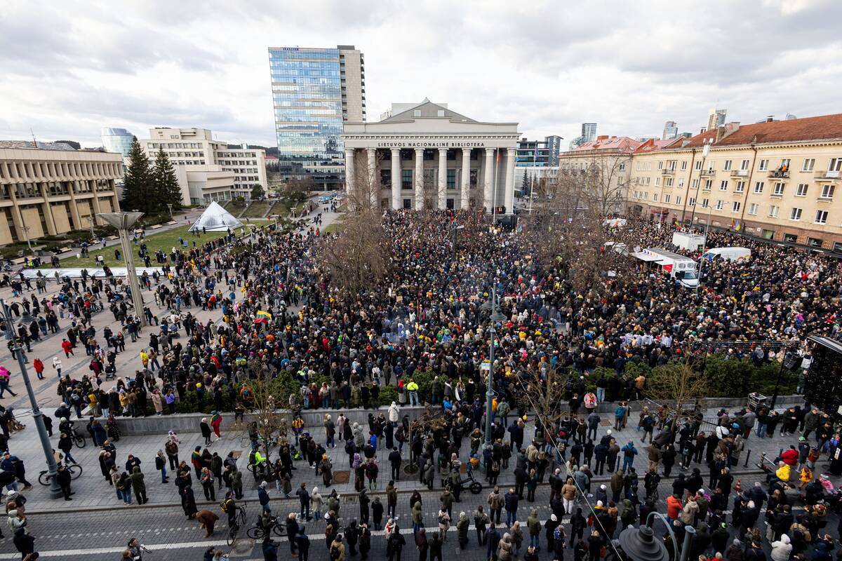 Prie Seimo protestas „Šalin rankas nuo laisvo žodžio!“