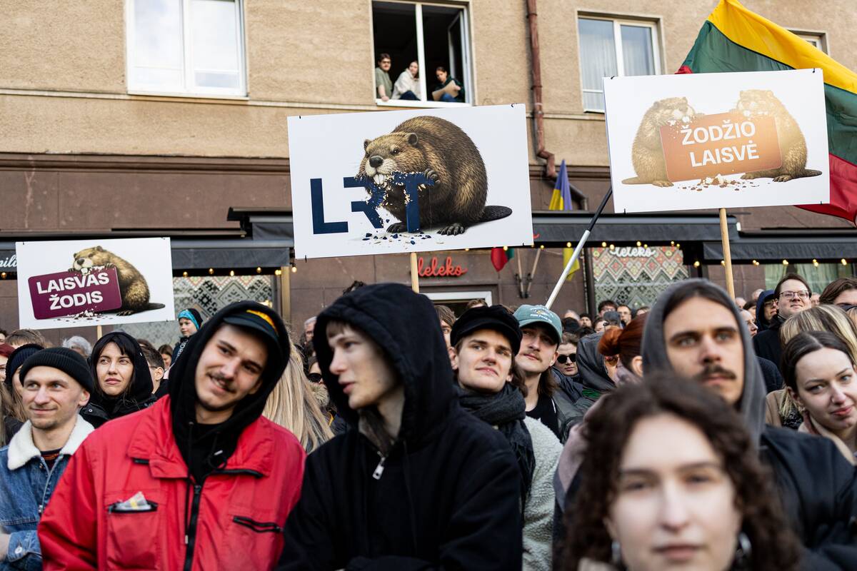 Prie Seimo protestas „Šalin rankas nuo laisvo žodžio!“