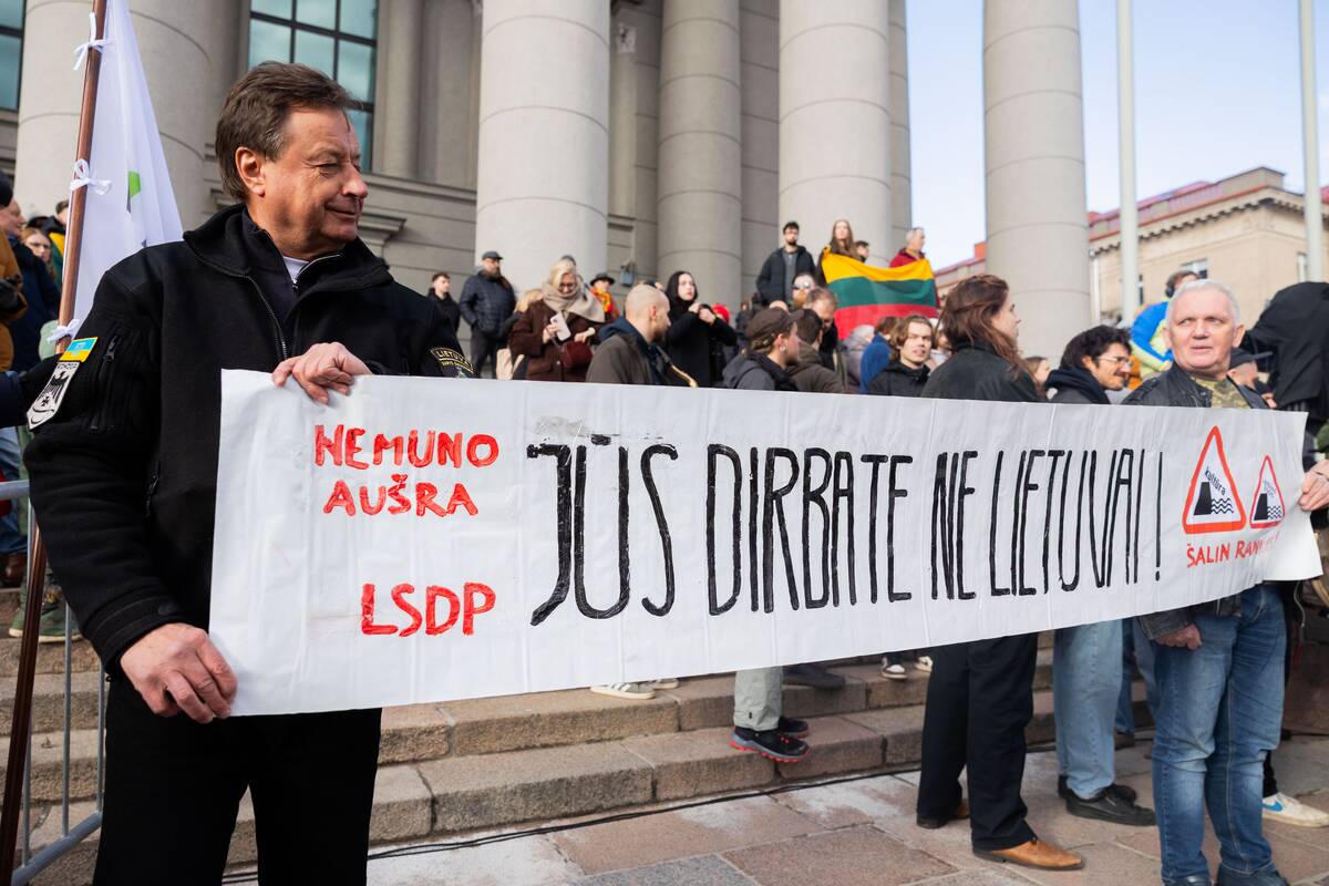 Prie Seimo protestas „Šalin rankas nuo laisvo žodžio!“