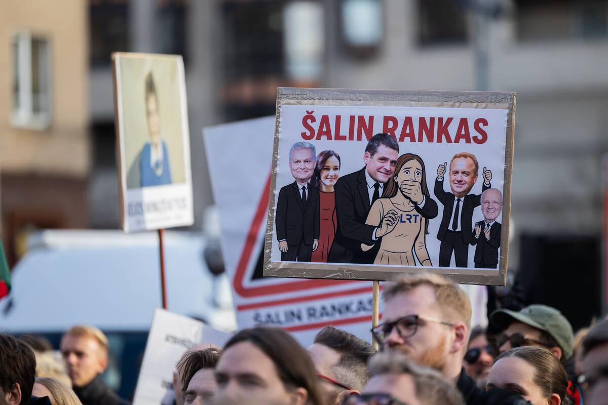 Prie Seimo protestas „Šalin rankas nuo laisvo žodžio!“