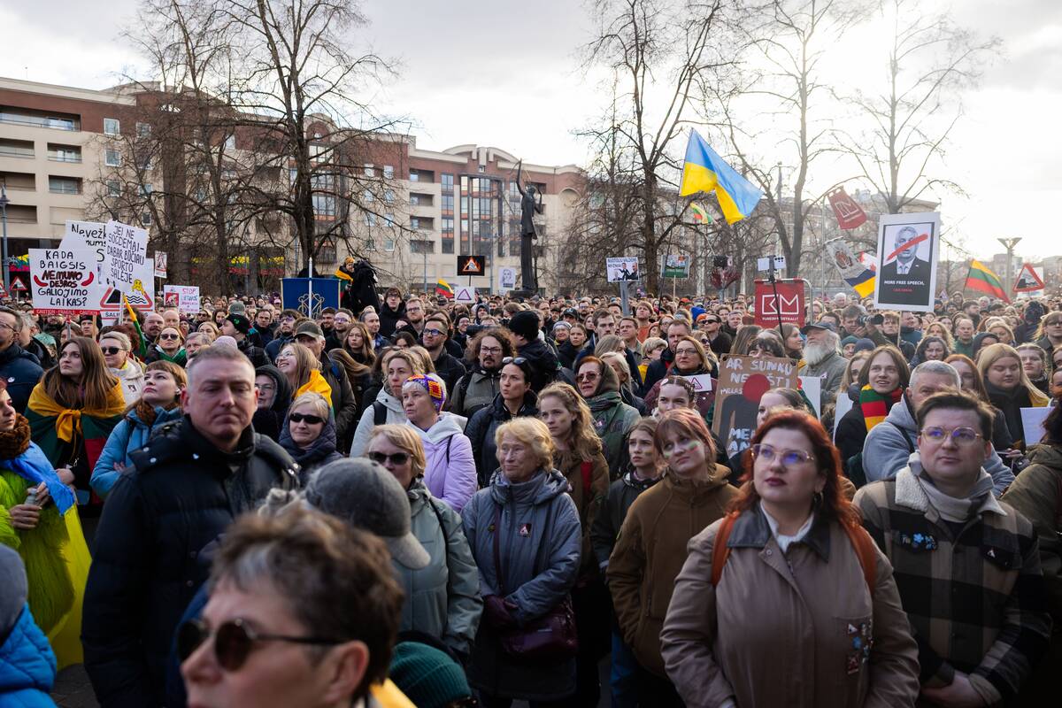 Prie Seimo protestas „Šalin rankas nuo laisvo žodžio!“
