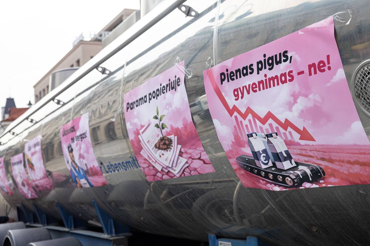 Pieno gamintojų protesto akcija Vilniuje