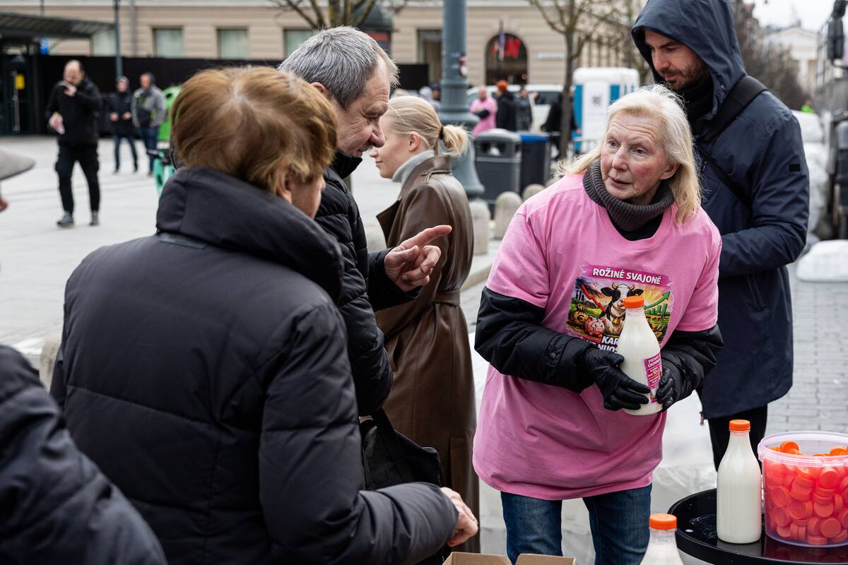 Pieno gamintojų protesto akcija Vilniuje
