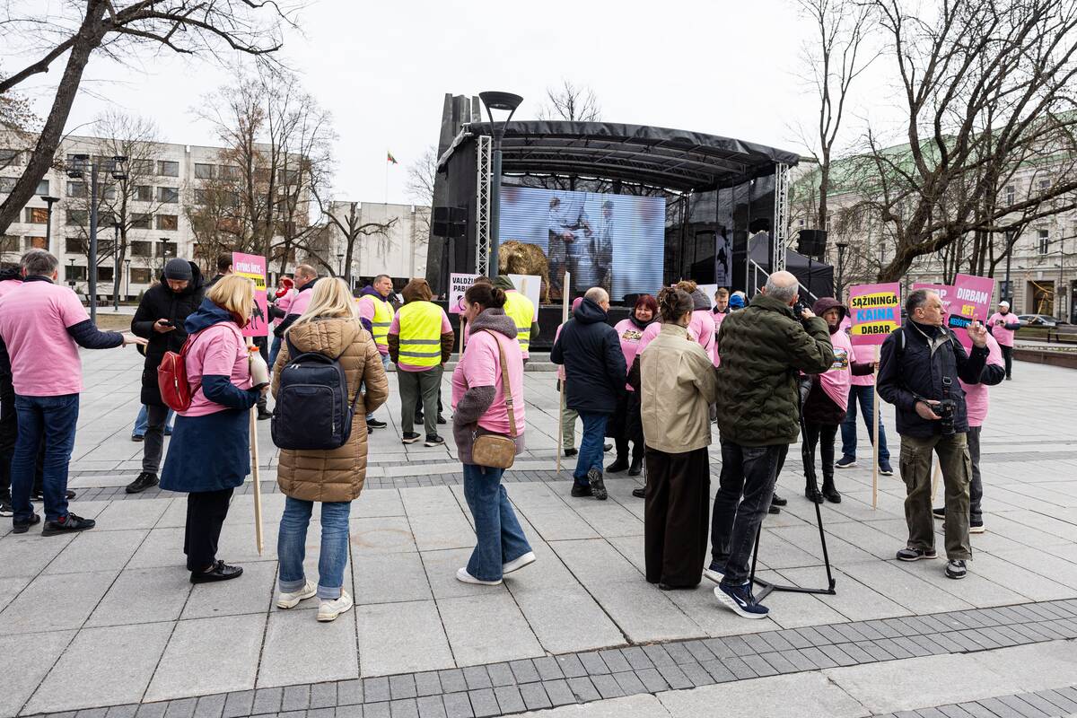 Pieno gamintojų protesto akcija Vilniuje