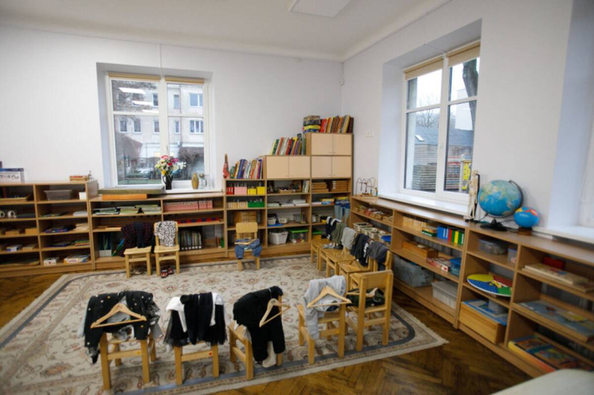 
<span>LŠDPS: darželio „Ąžuoliukas“ darbuotojams paskelbus apie streiką, jo vadovė ėmėsi bauginimo</span>
