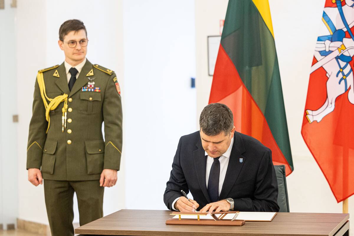Krašto apsaugos ministerija ir poligonus turinčios savivaldybės pasirašė susitarimą