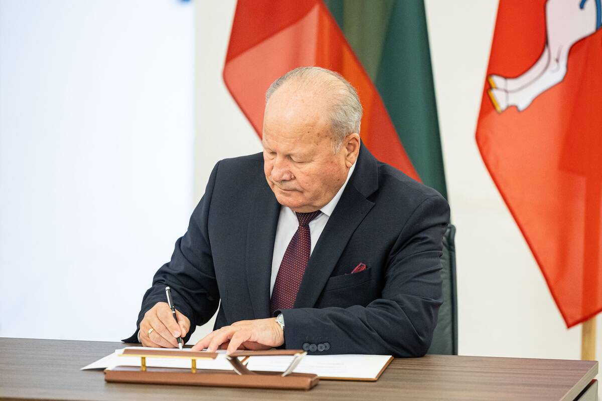 Krašto apsaugos ministerija ir poligonus turinčios savivaldybės pasirašė susitarimą
