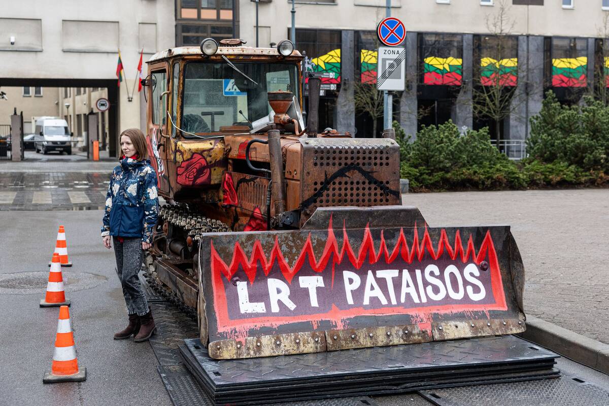 Protesto dėl LRT pataisų simbolio pristatymas