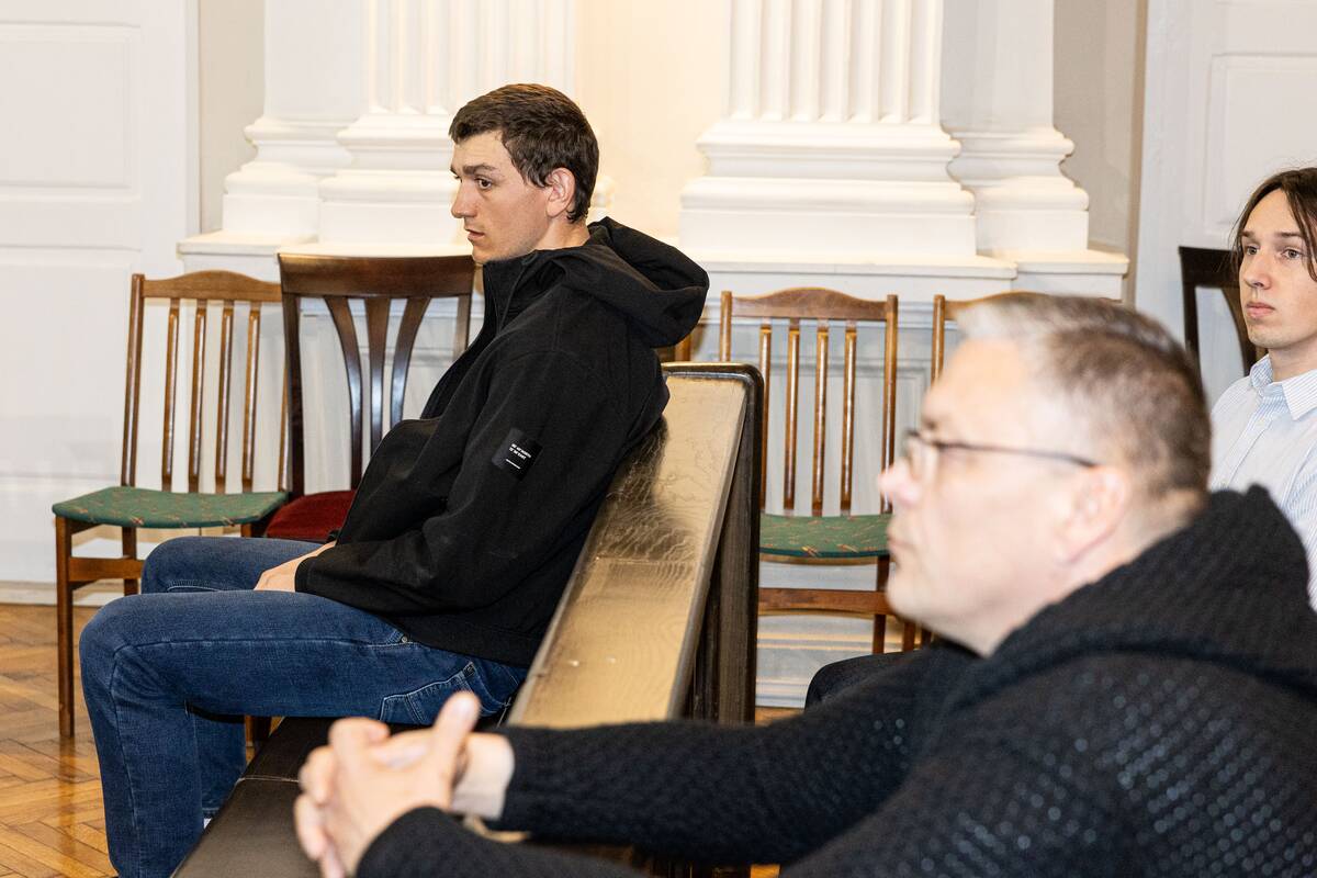 Užsidegančių siuntų bylos nagrinėjimas