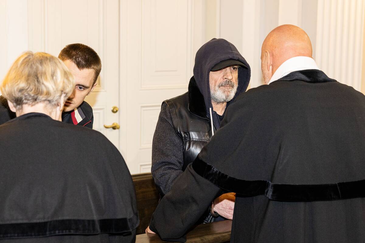 Užsidegančių siuntų bylos nagrinėjimas