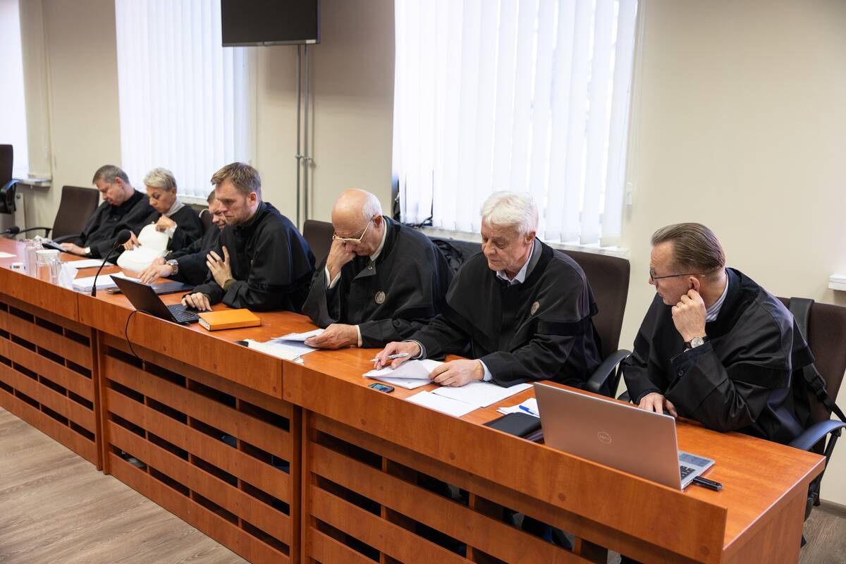 Šiaulių apygardos teisme – terorizmu kaltinami asmenys