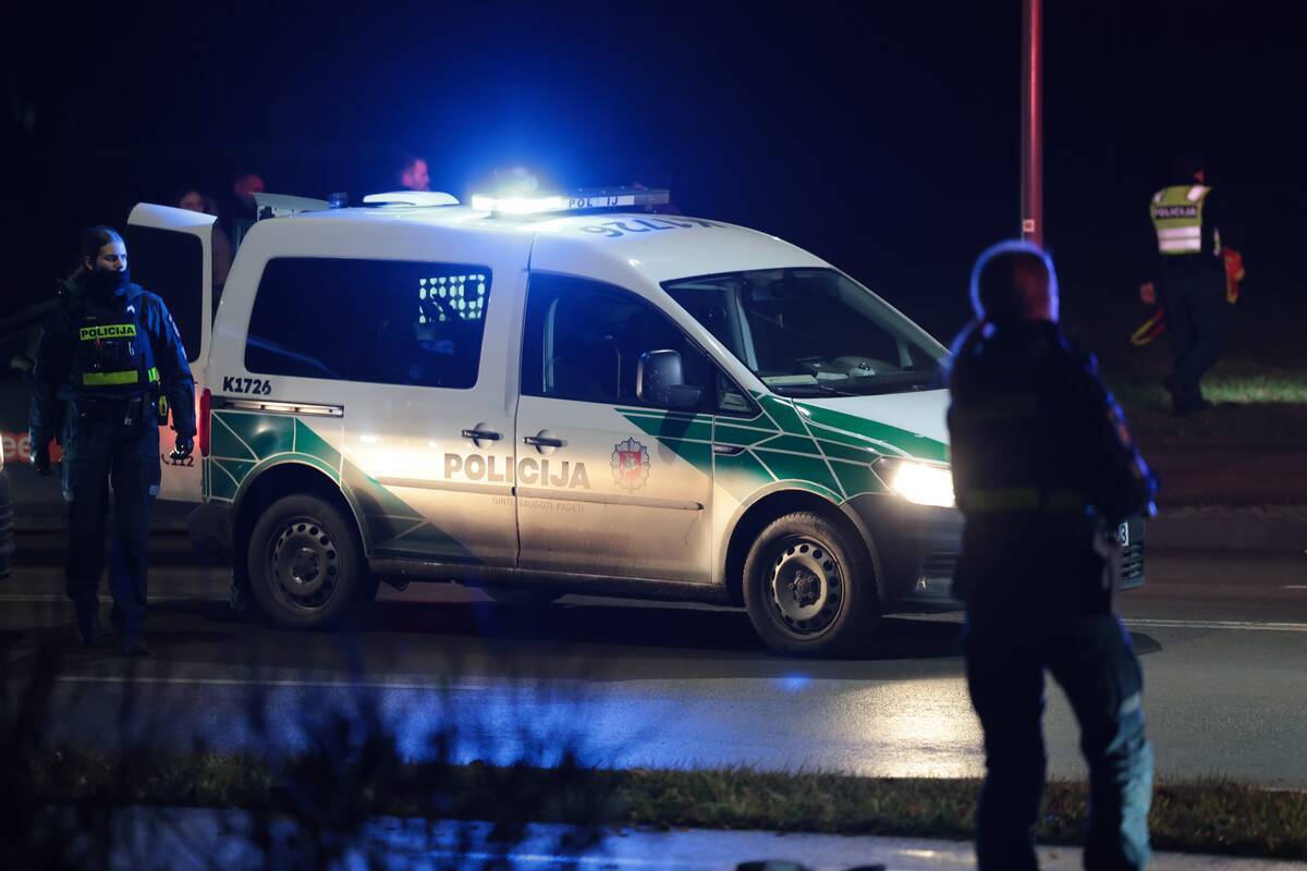 
<span>Smurtautojas nenurimo net atvykus pareigūnams: sužalojo ir policininkę</span>
