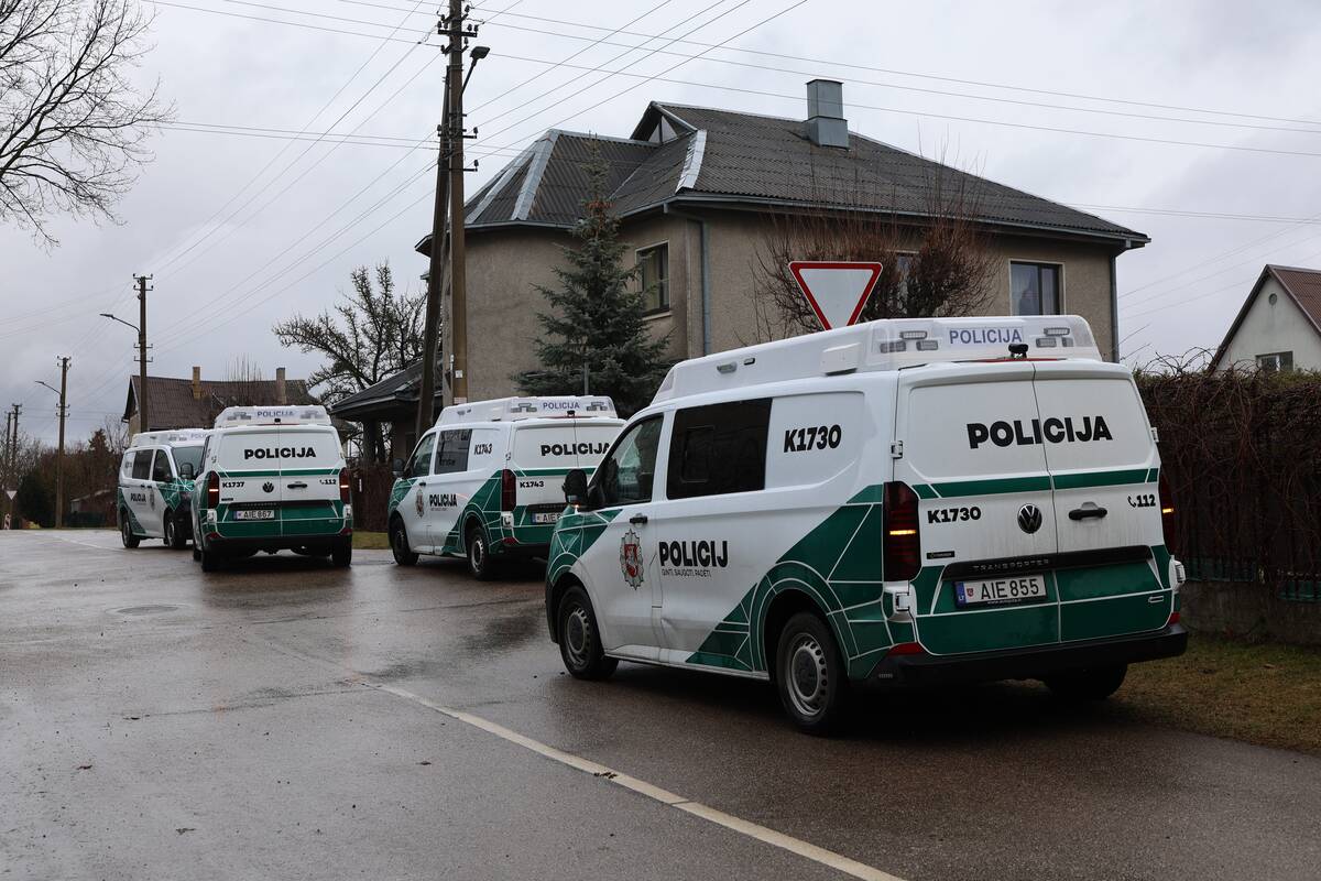 Po grėsmingo pranešimo į Sargėnus lėkė „Aras“