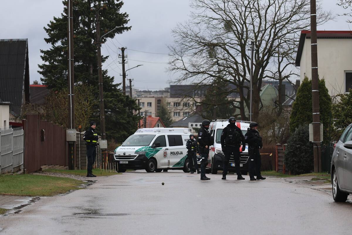 Po grėsmingo pranešimo į Sargėnus lėkė „Aras“