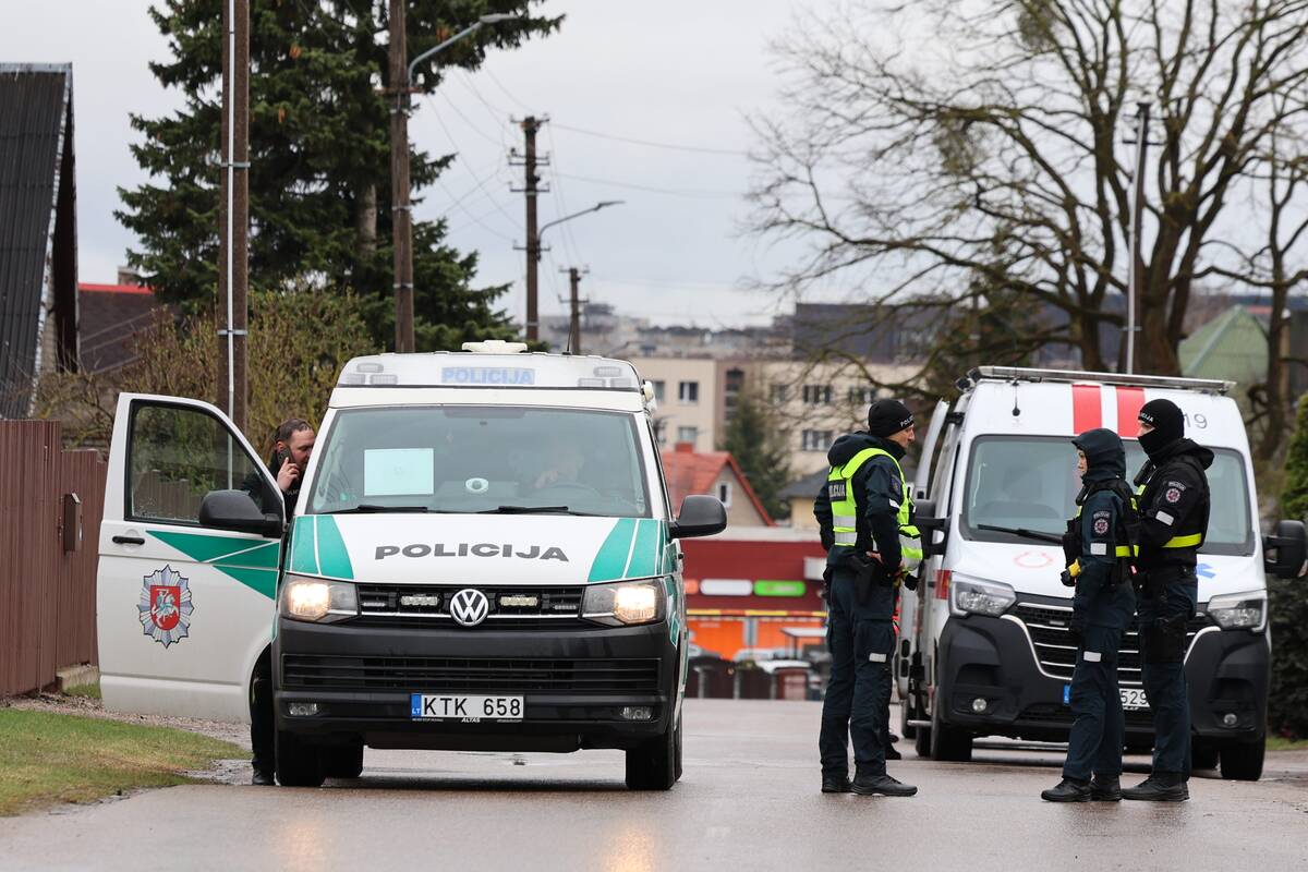 Po grėsmingo pranešimo į Sargėnus lėkė „Aras“